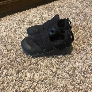 Nike toddler sneakers size 8